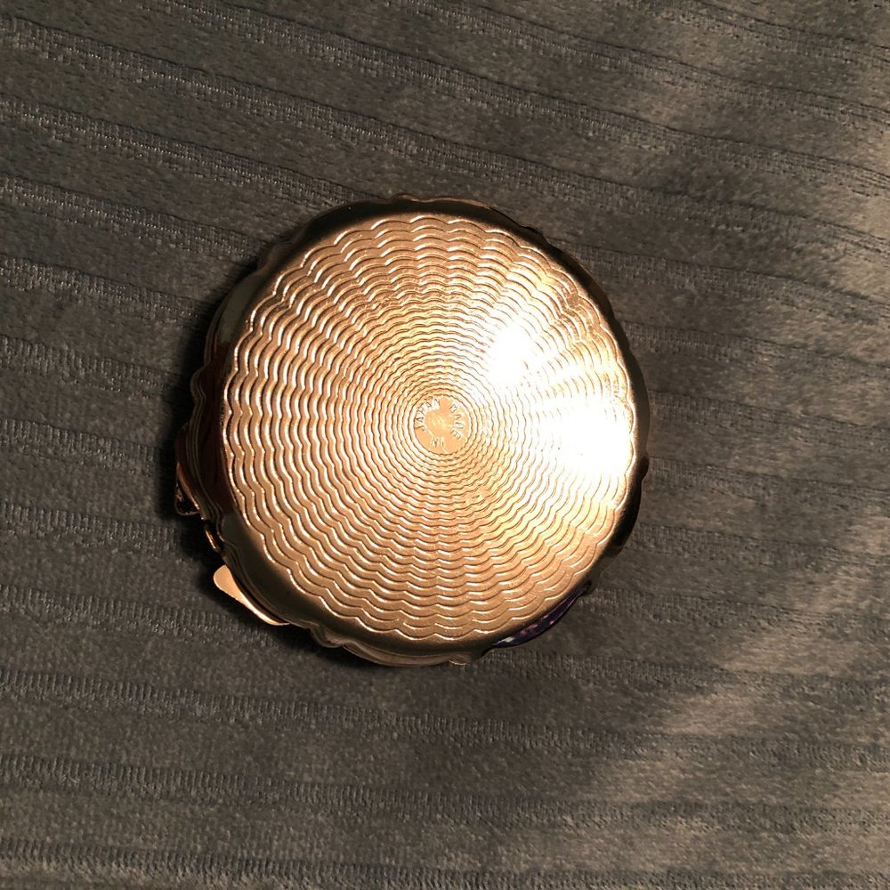 Mirror Compact, Powder - Picture 5 of 5